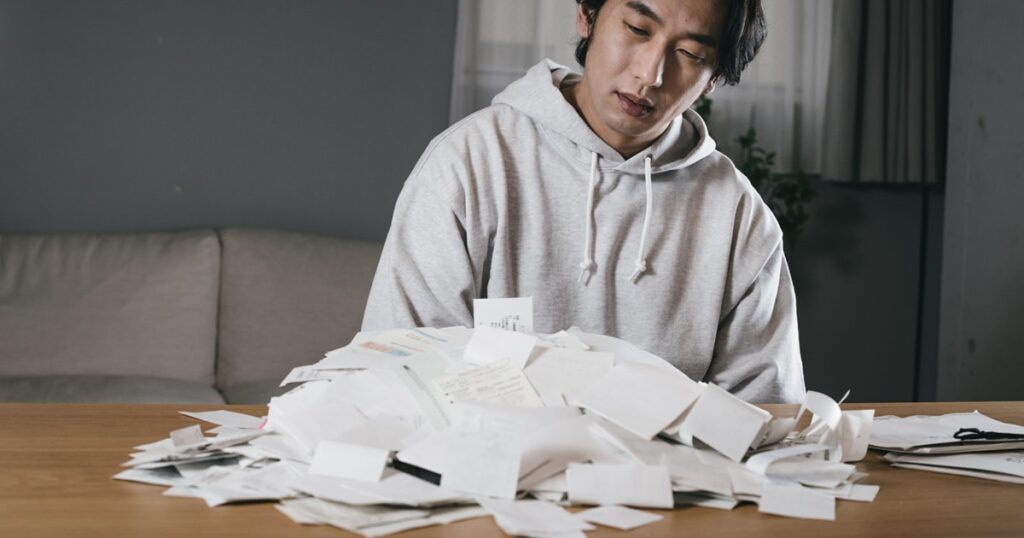 仕分けしてこなかった領収書の山_1200_630